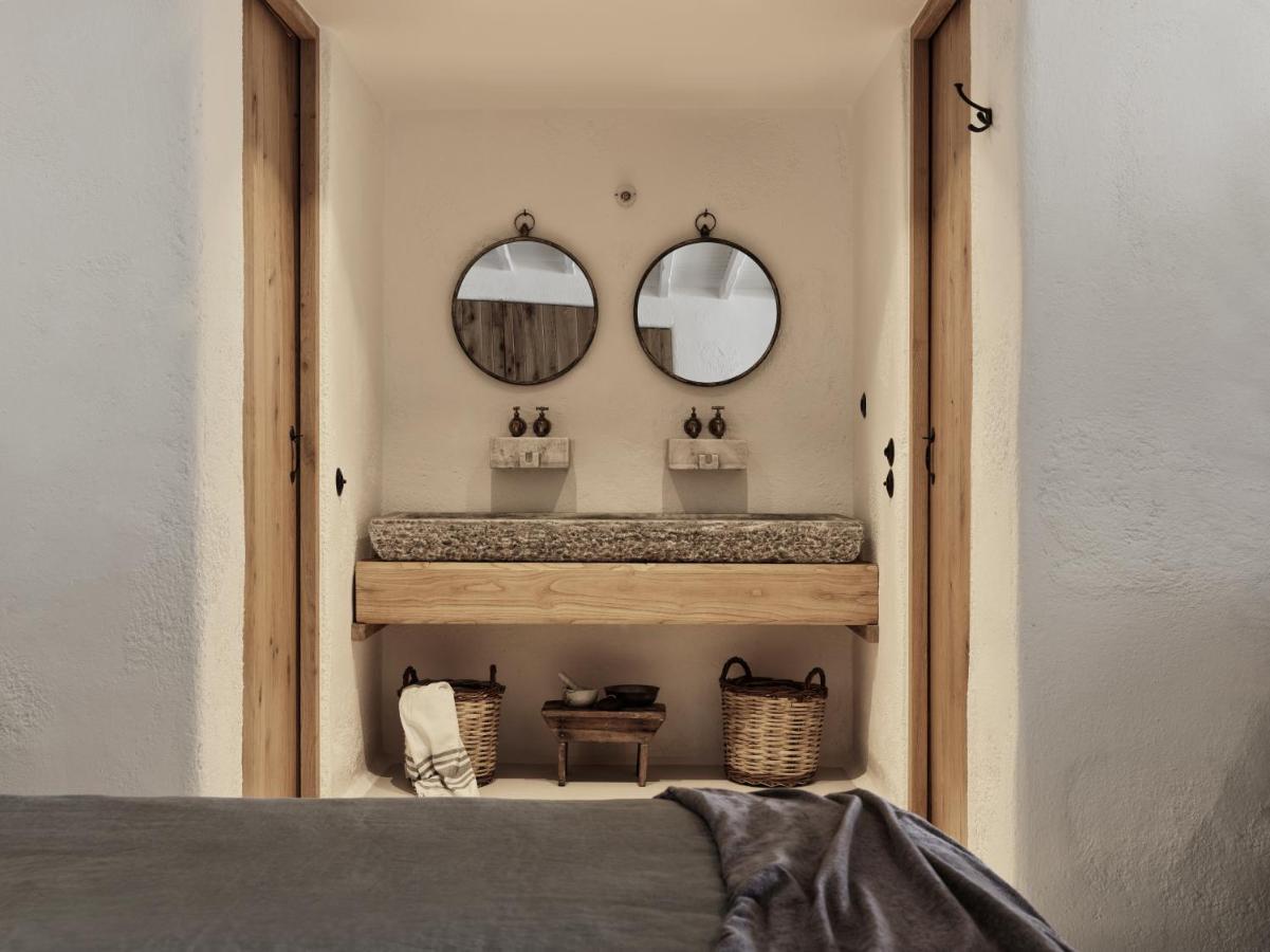Nomad Mykonos - Small Luxury Hotels Of The World Kalo Livadi Exterior photo