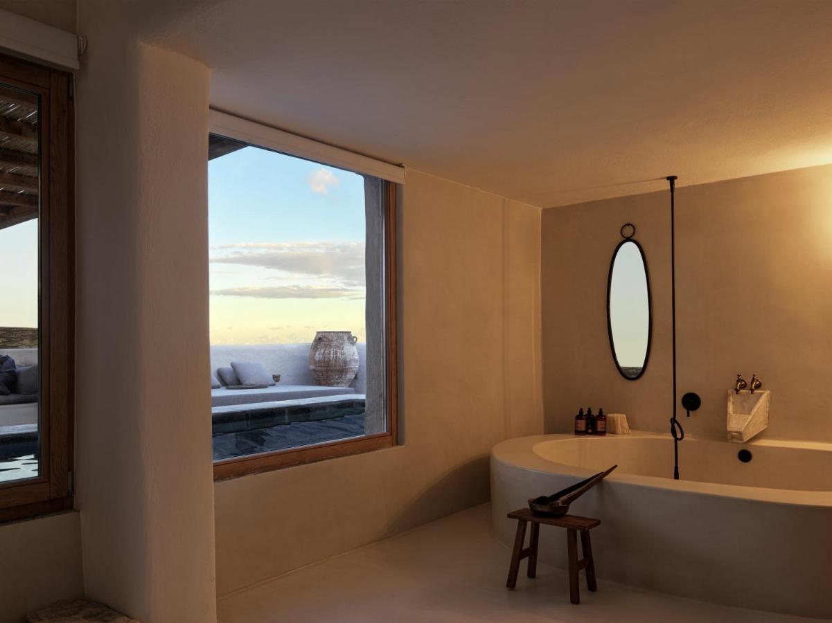 Nomad Mykonos - Small Luxury Hotels Of The World Kalo Livadi Exterior photo